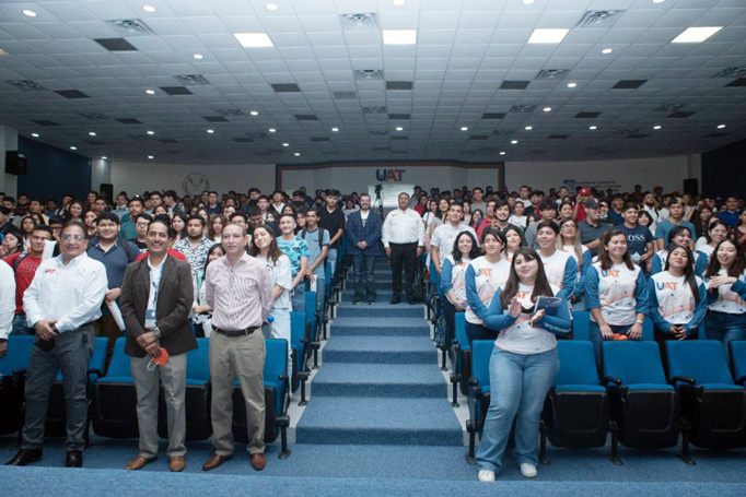 Inaugura Rector ciclo escolar de la UAT y recibe a la nueva generación de estudiantes