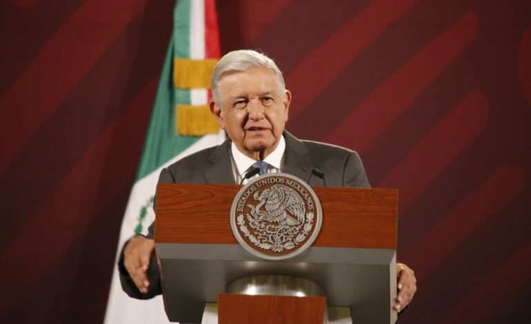 Ministros vienen del antiguo régimen, no les tengo confianza: AMLO