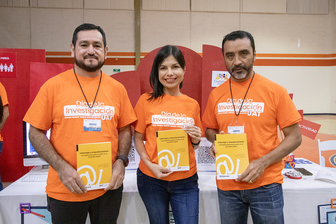 Docentes de la UAT publican libro sobre liderazgo en la sociedad digital