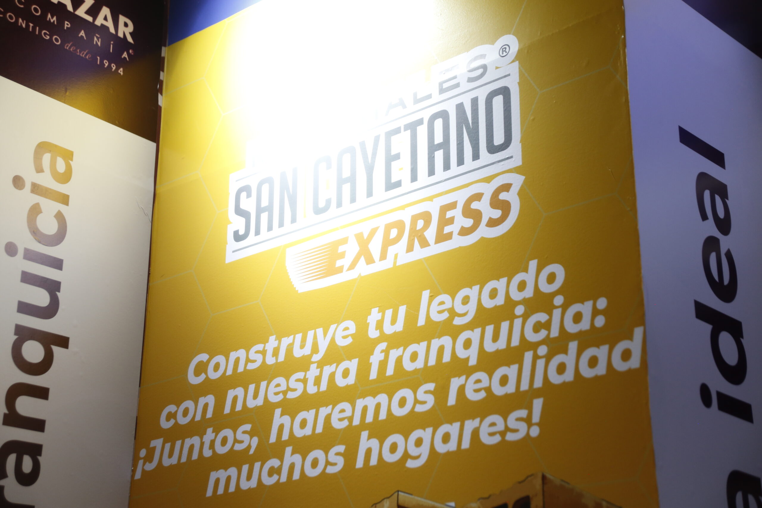 Materiales San Cayetano Express en la 47ª edición de la Feria Internacional de Franquicias