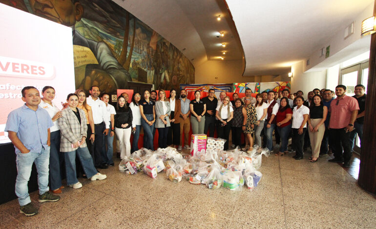 Realiza la UAT colecta de víveres para damnificados por lluvias