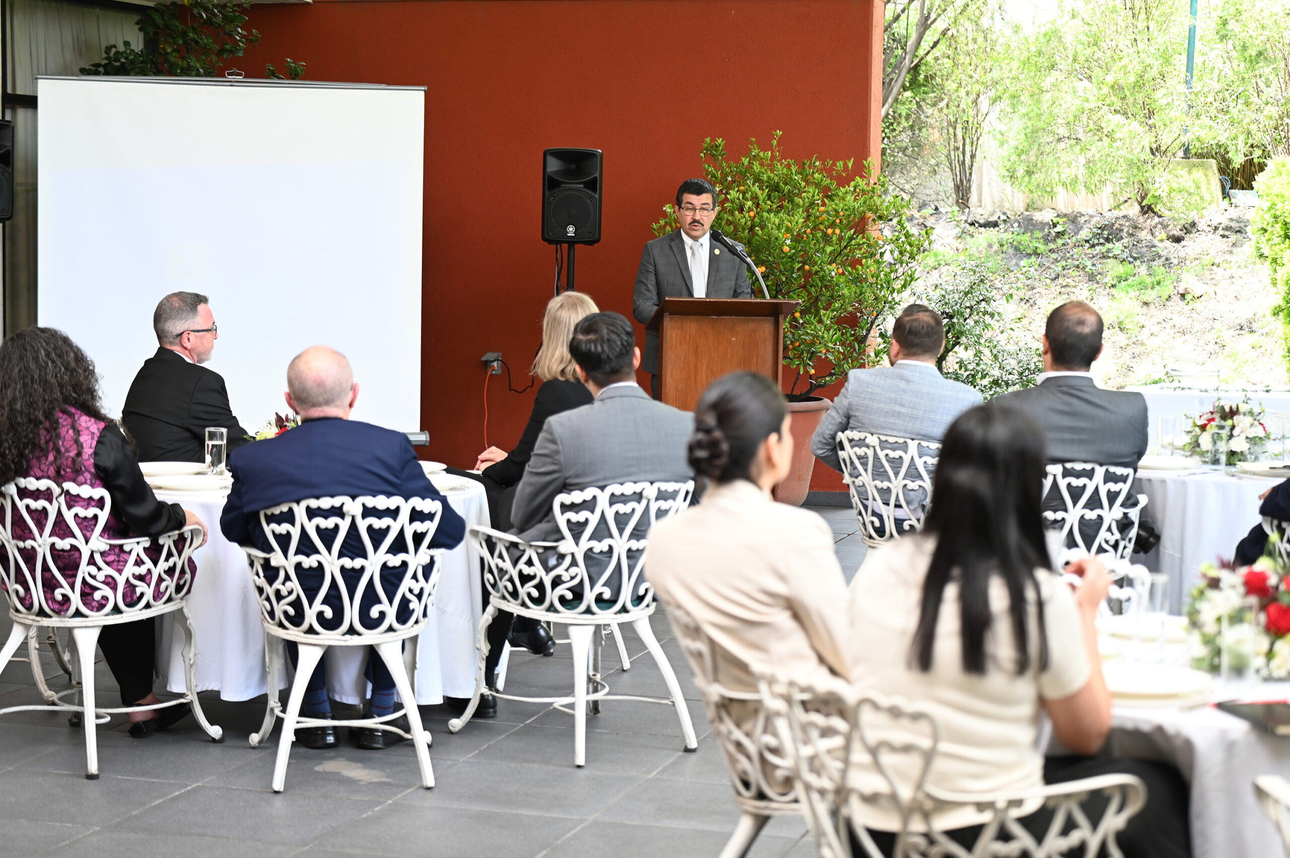 La UAT y Woodside Petróleo México celebran convenio de colaboración académica y científica