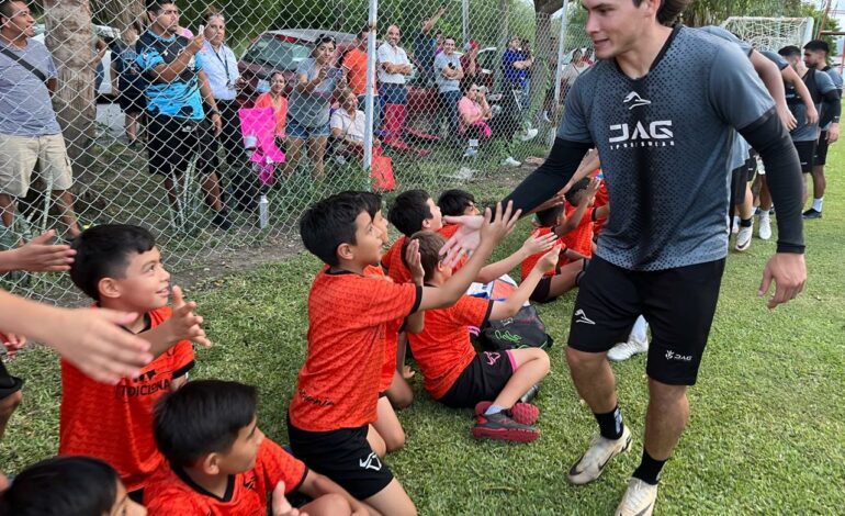 Convive Club Correcaminos con niños futbolistas de Ciudad Victoria