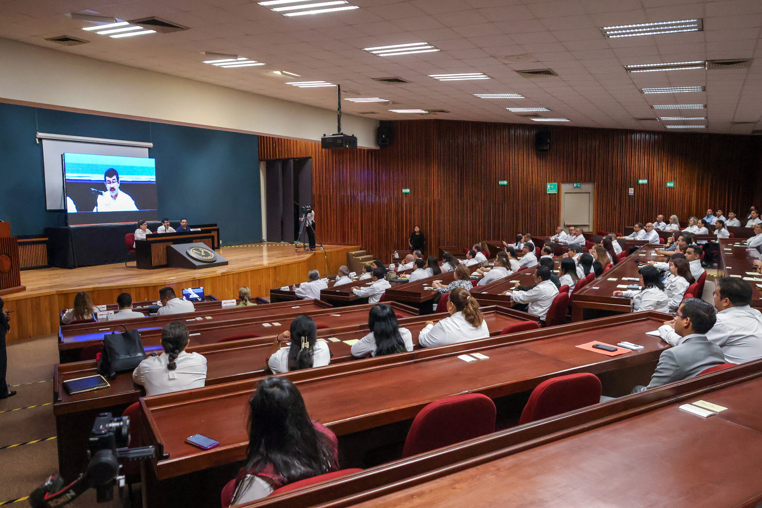 Refuerza la UAT la actualización y gestión del sistema de bibliotecas