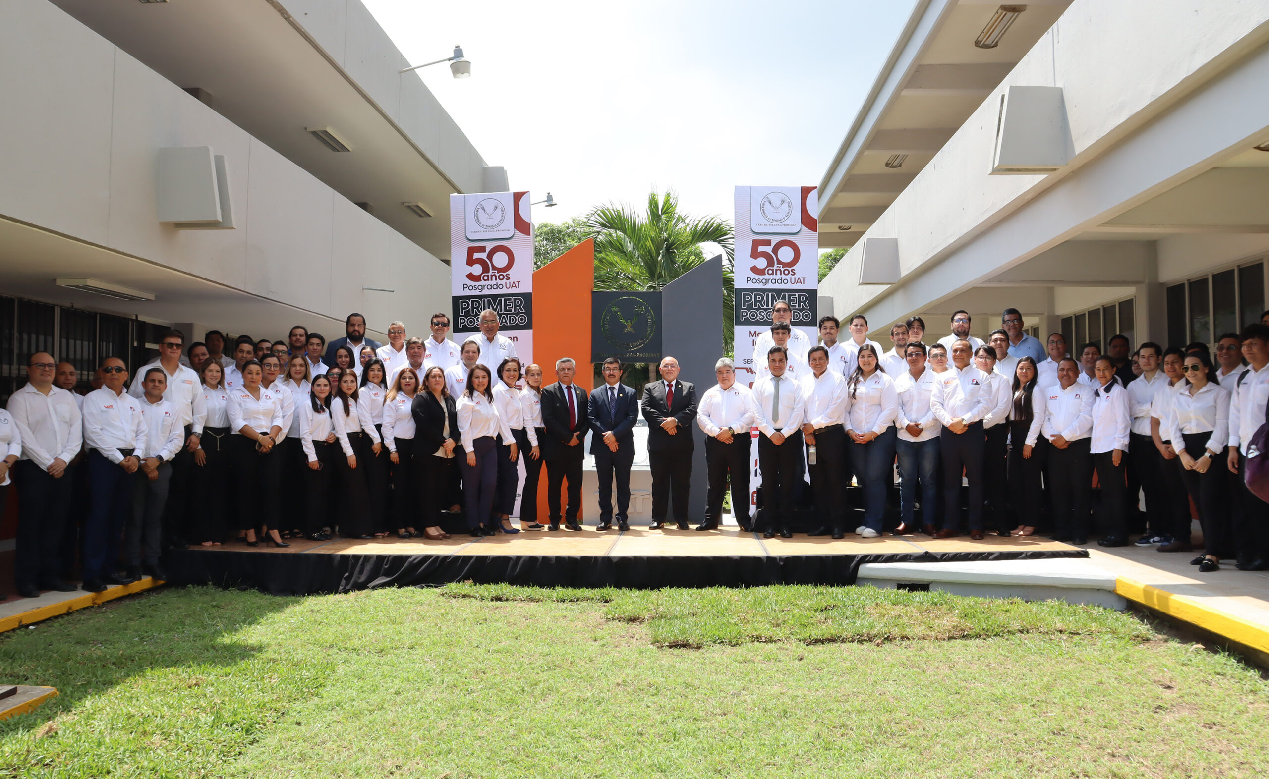 Celebra la UAT 50 años de impartir posgrado