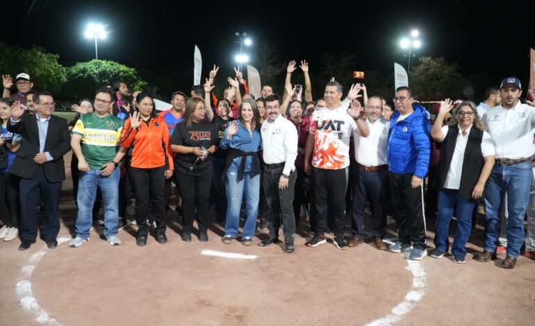 Rector de la UAT inaugura torneos deportivos para docentes y empleados universitarios