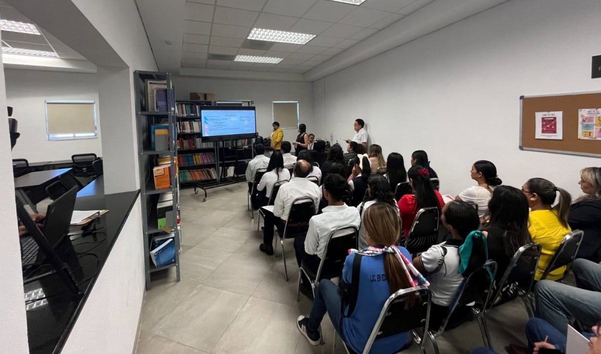 Realiza CRETAM Foro Regional de Escuelas Multigrado