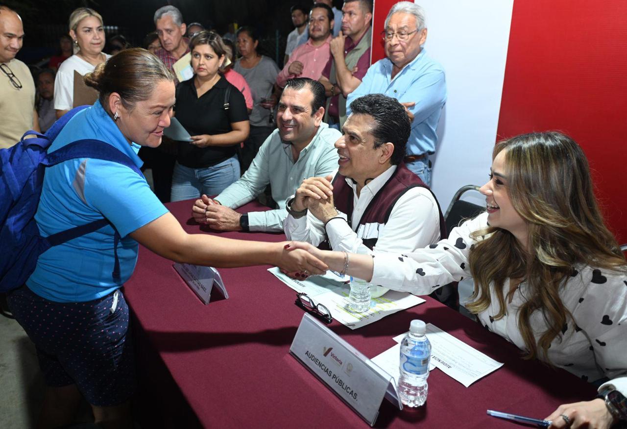 Lleva Lalo Gattás gobierno municipal al ejido Guadalupe Victoria