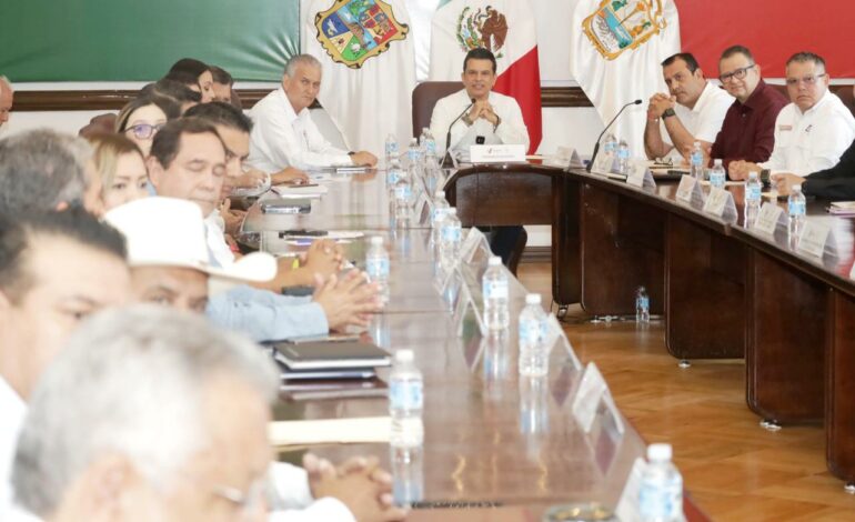 Ayuntamiento y Secretaría de Salud unen esfuerzos contra el dengue.