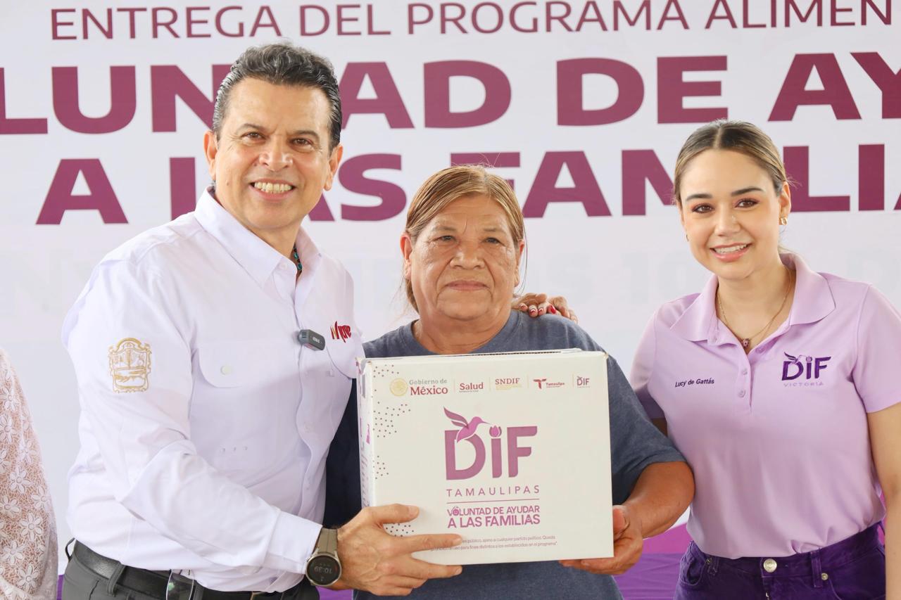 Benefician Lucy y Lalo a familias de La Misión.