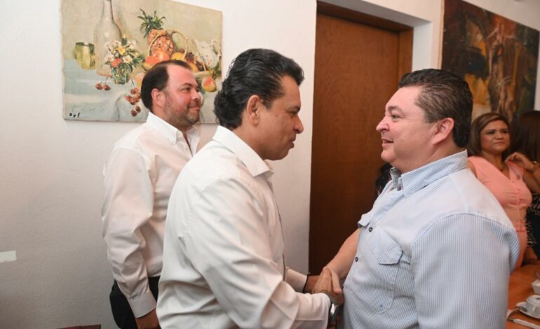 Estrechan lazos de colaboración Gobierno de Victoria y CANACO