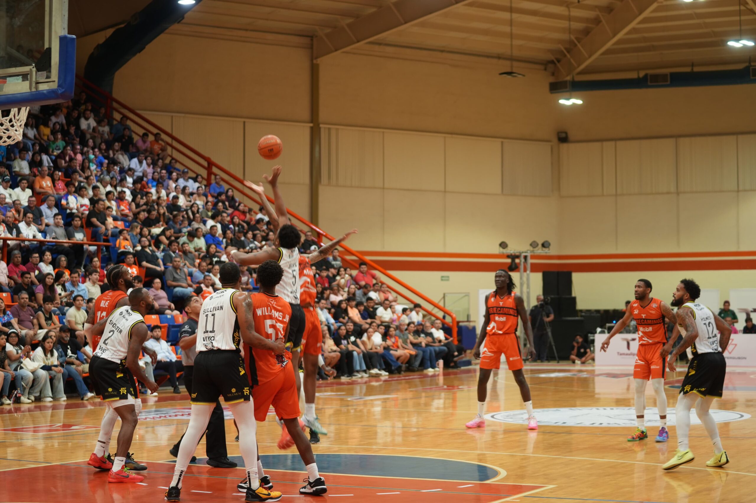 Dámaso Anaya pone en marcha la temporada 2025 de la LNBP varonil