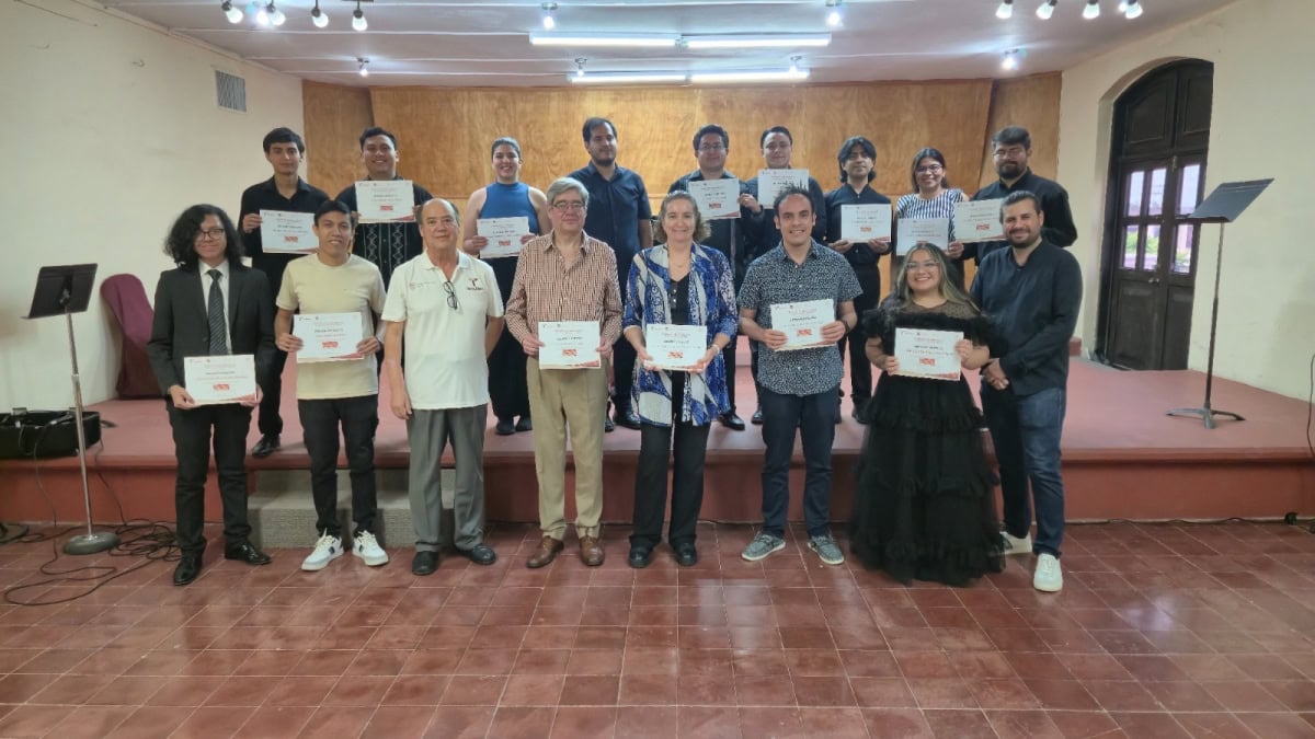 Celebra Colegio de San Juan Siglo XXI su 25 aniversario