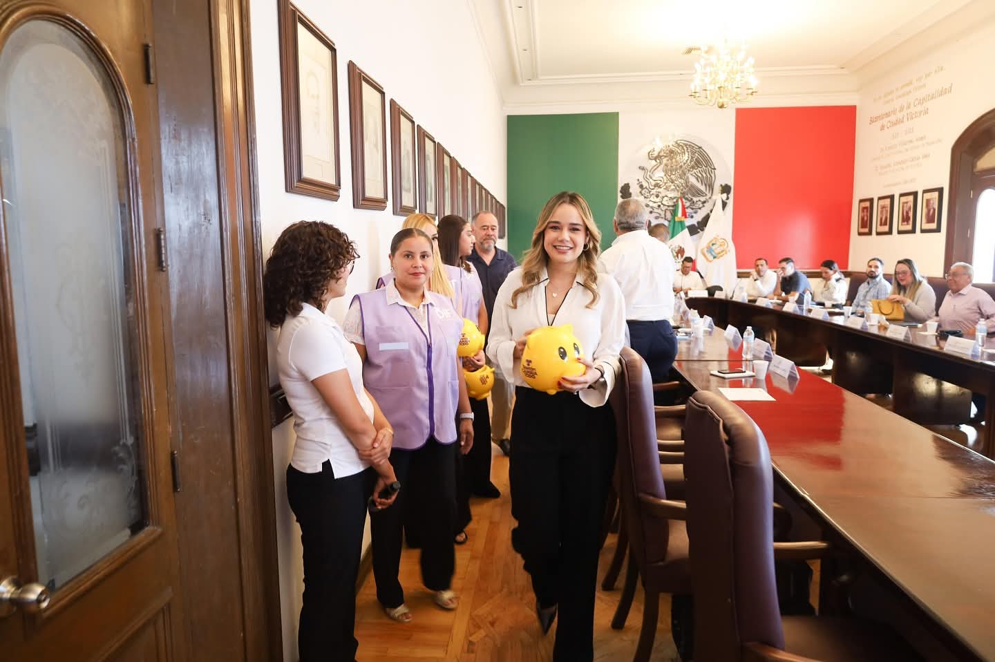 DIF Victoria se suma al boteo del Teletón 2025