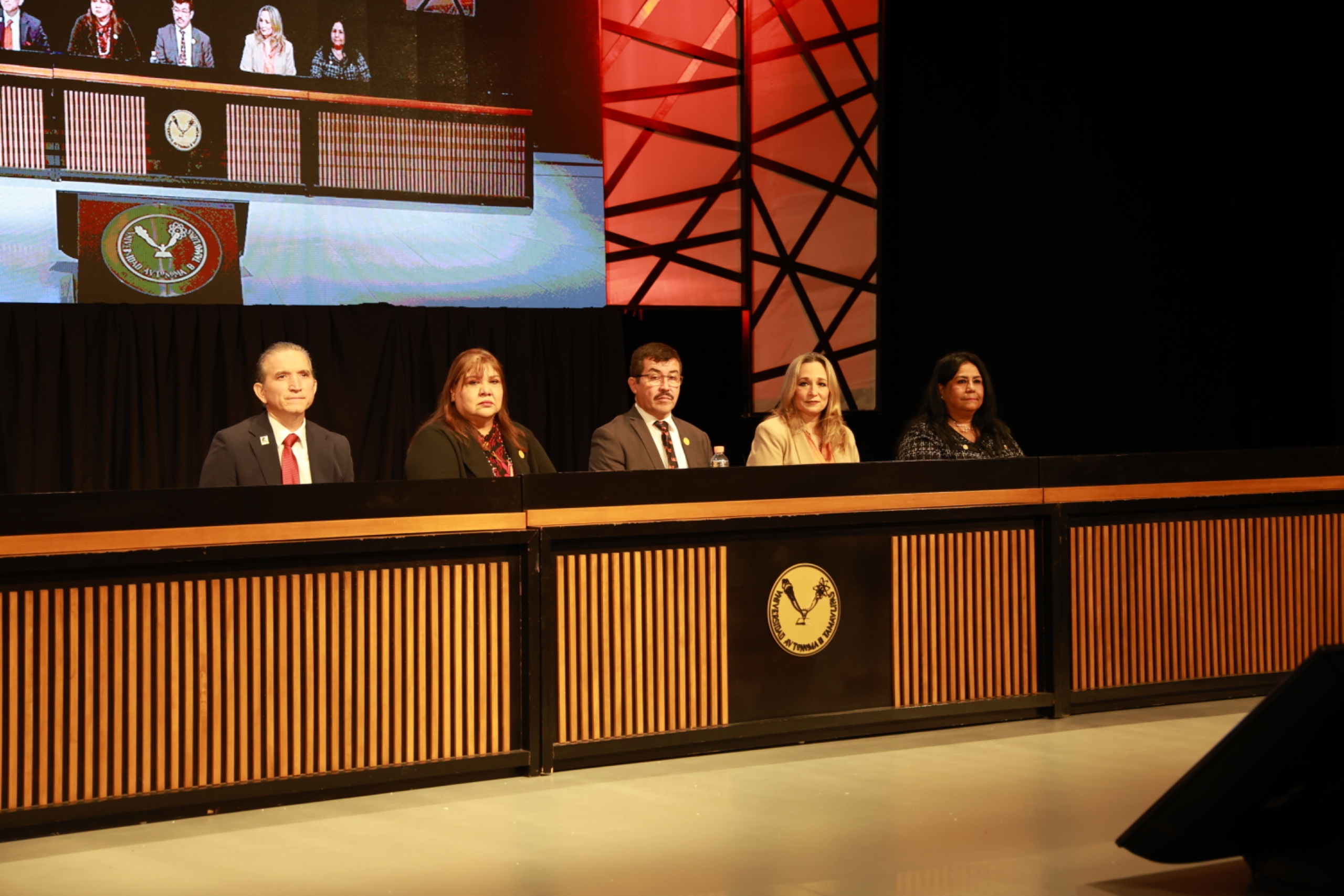 Conmemora la UAT 75 años de historia, transformación y compromiso social