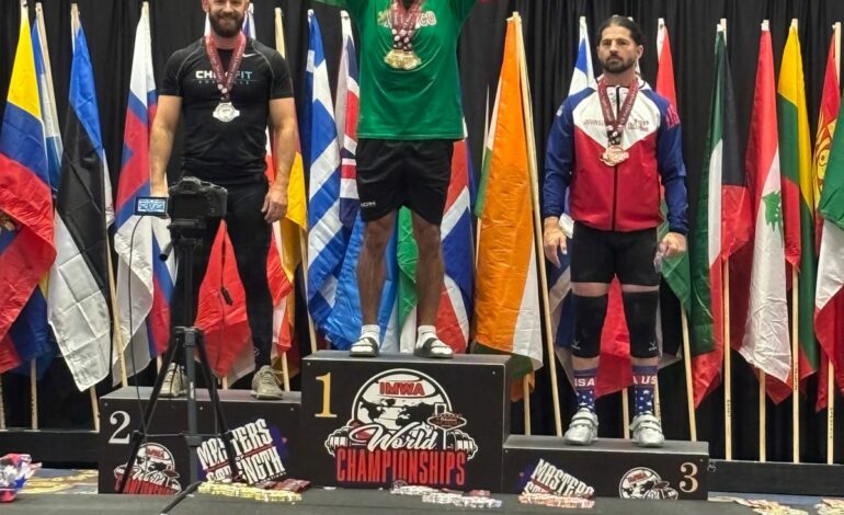 César Vallejo se corona Campeón Mundial de Halterofilia en Las Vegas