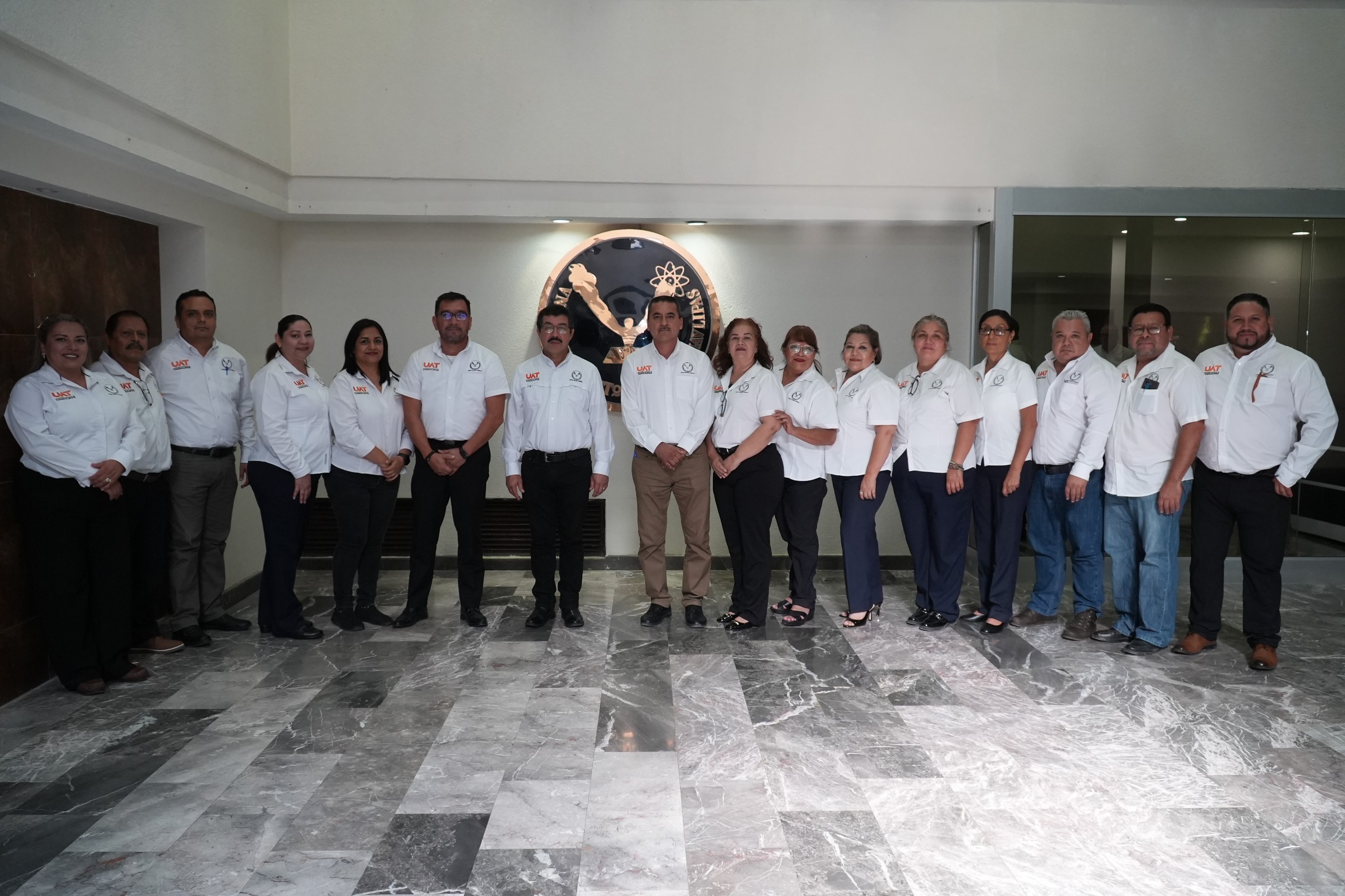 La UAT y el SUTUAT firman convenio de revisión salarial 2026